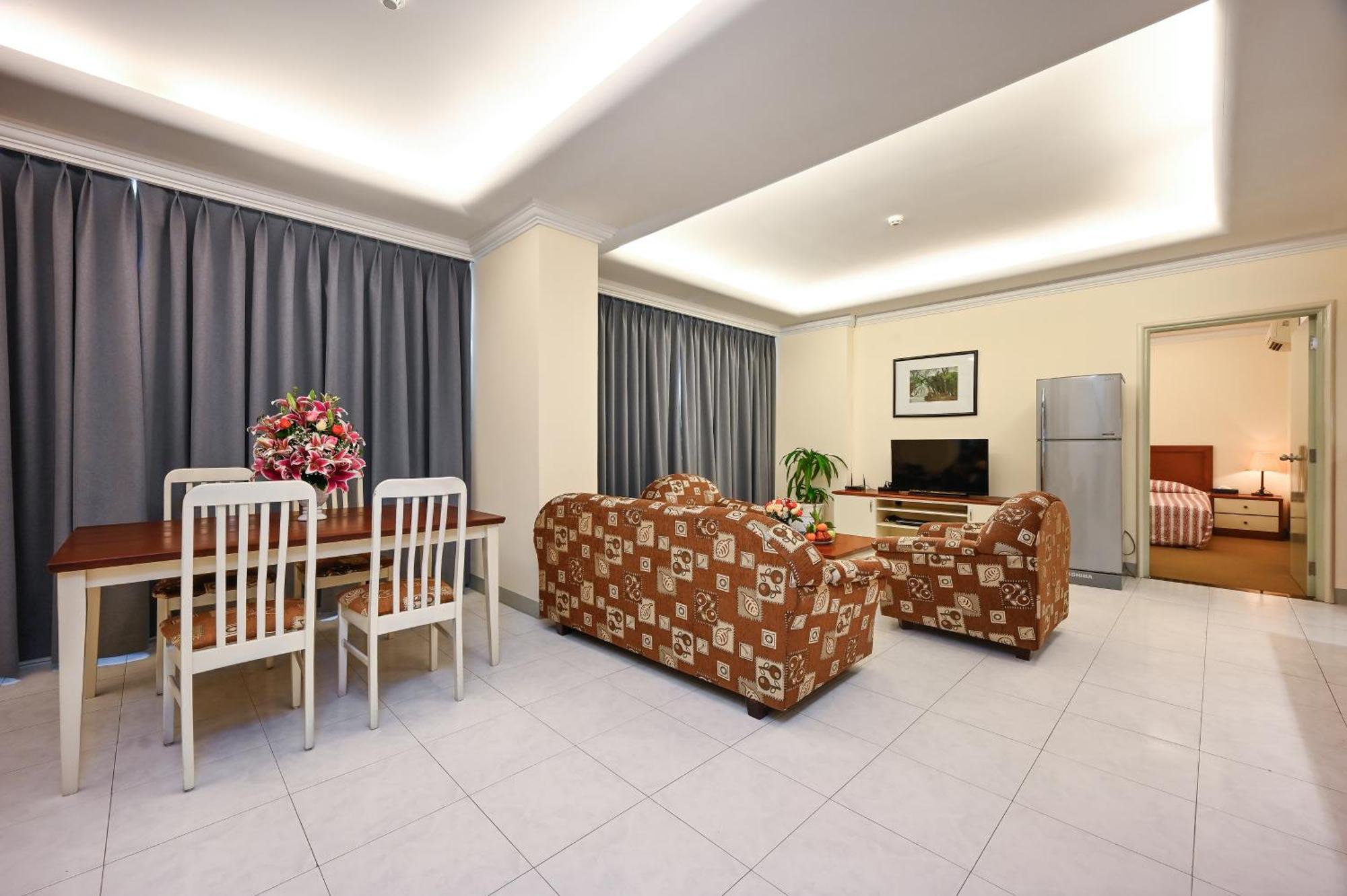 Cityview Serviced Apartment & Hotel Хошимин Экстерьер фото