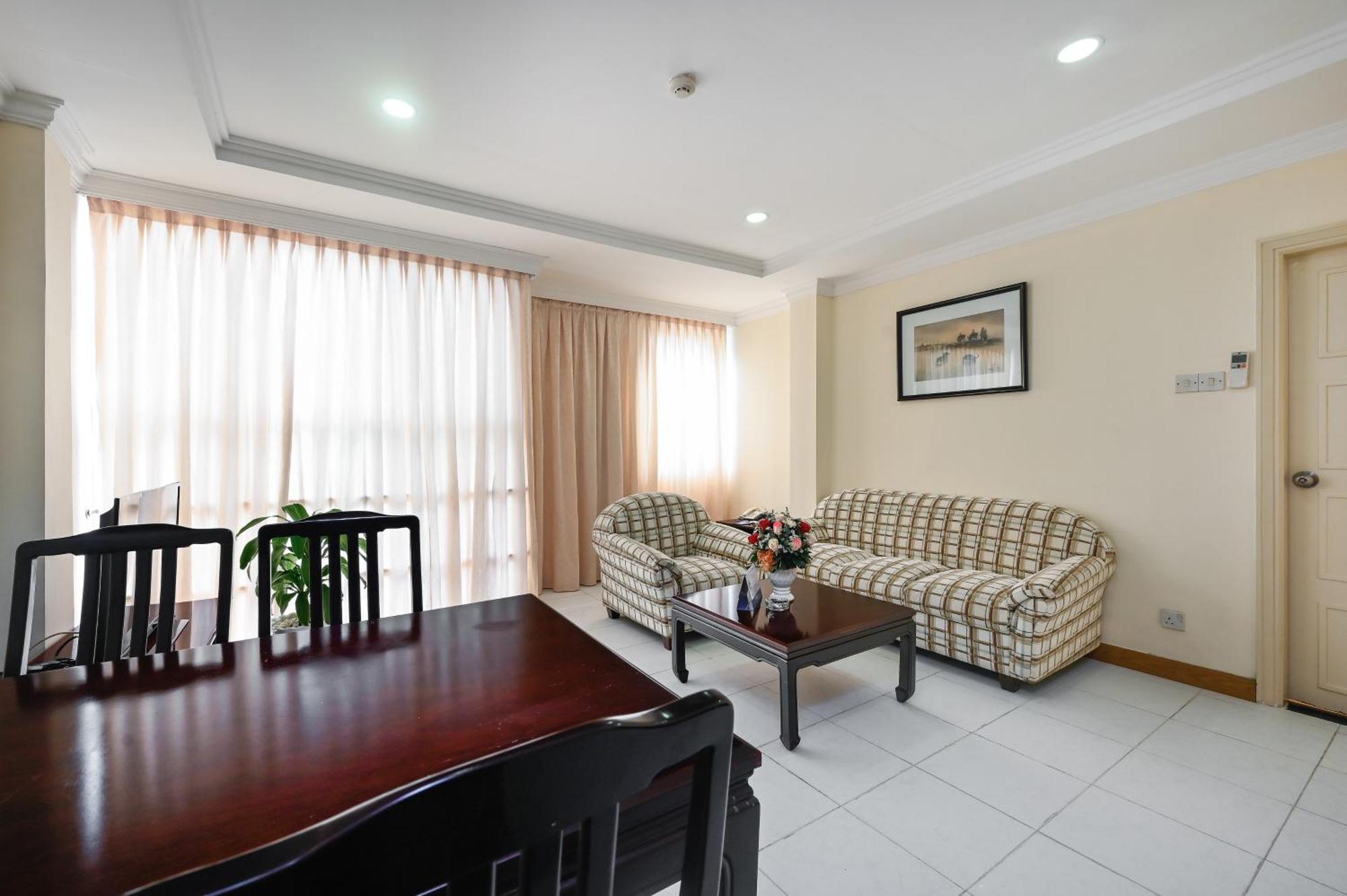 Cityview Serviced Apartment & Hotel Хошимин Экстерьер фото