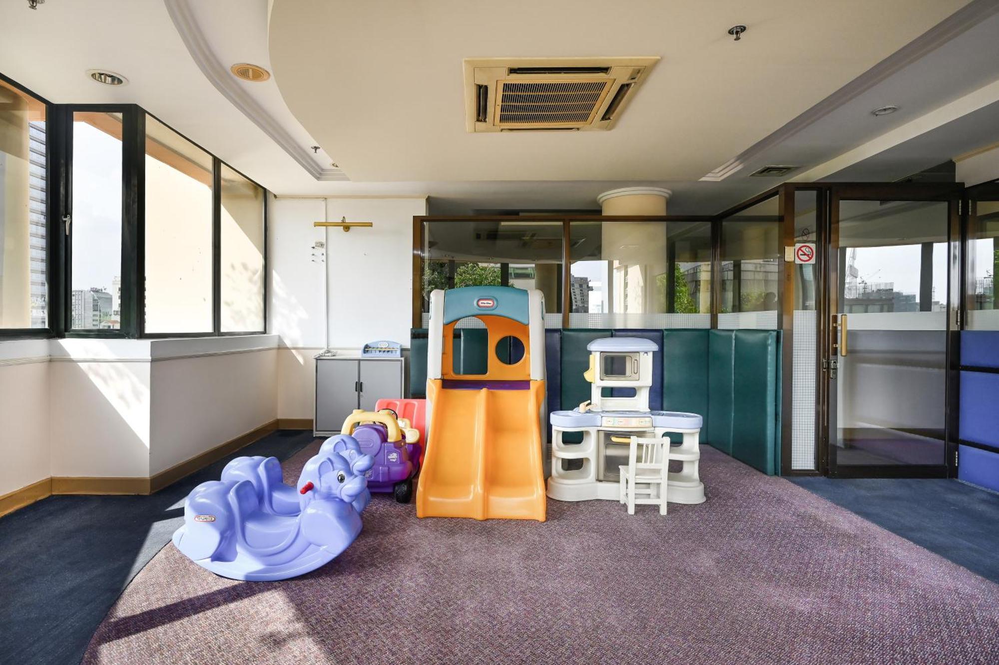 Cityview Serviced Apartment & Hotel Хошимин Экстерьер фото