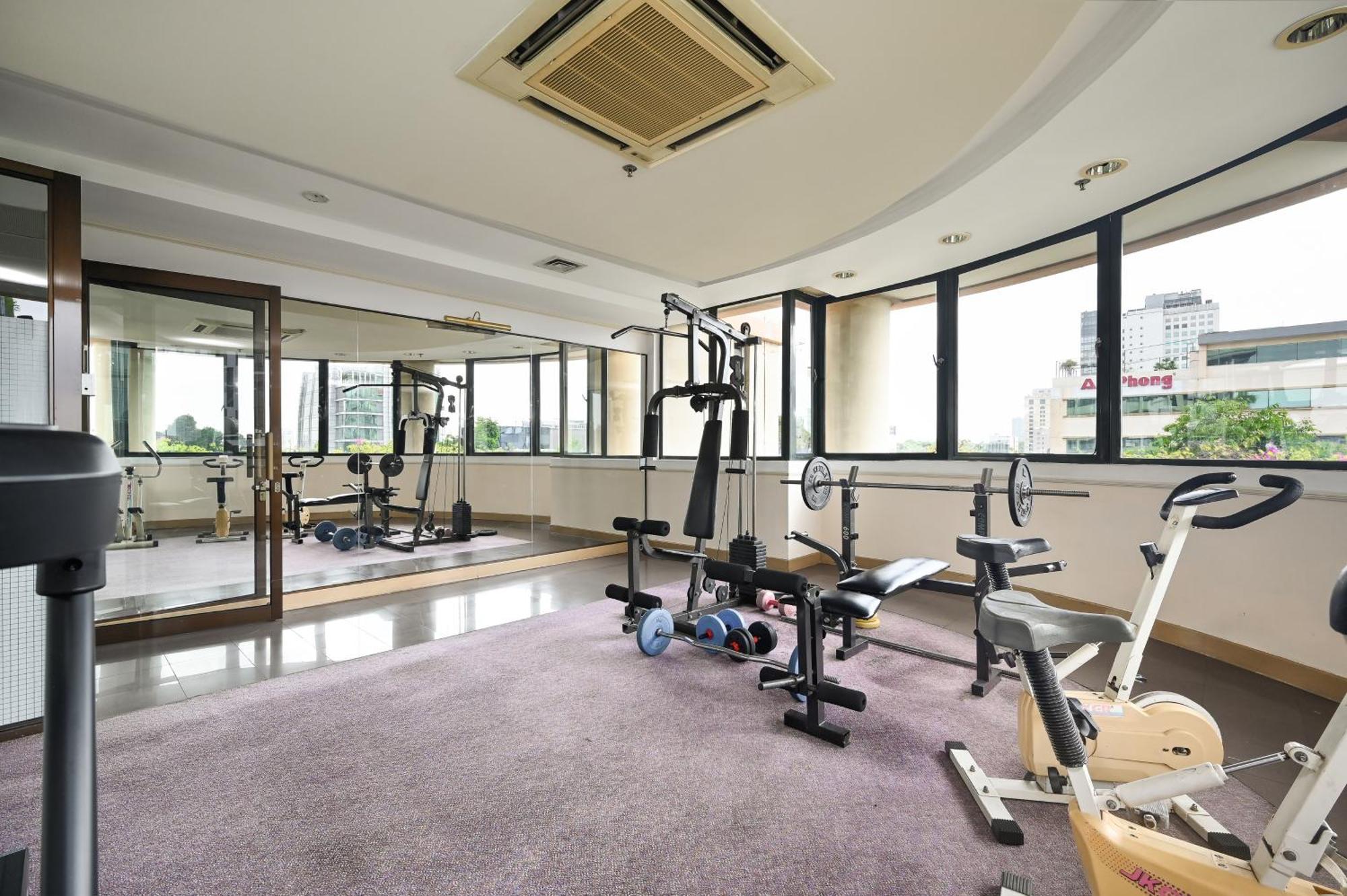 Cityview Serviced Apartment & Hotel Хошимин Экстерьер фото
